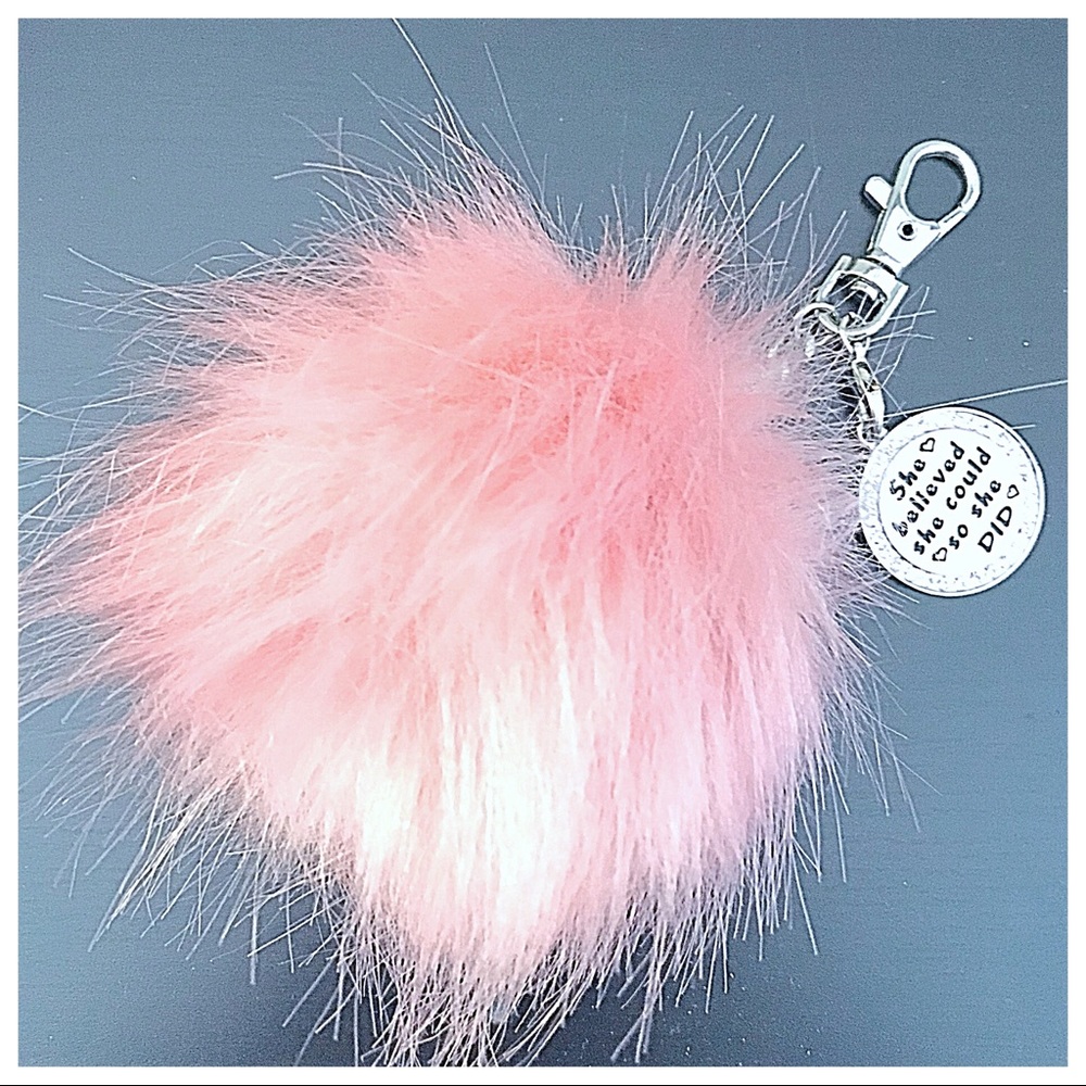 Faux Fur Pompom with simulated Diamond charm - Picture 4 of 6